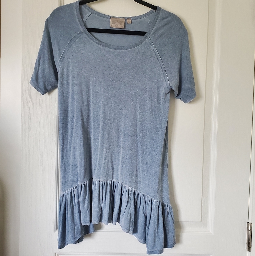 🍍Denim Blue colored Size Small Shirt